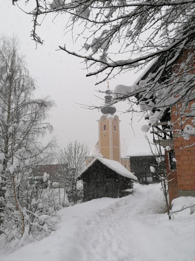 Hotel Kirchenwirt Bad Kleinkirchheim Dış mekan fotoğraf