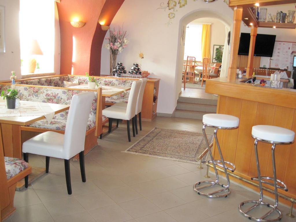 Hotel Kirchenwirt Bad Kleinkirchheim Dış mekan fotoğraf